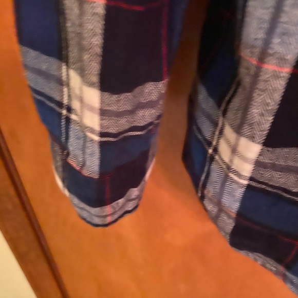 Blue plaid flannel button up shirt size M - Picture 3 of 4